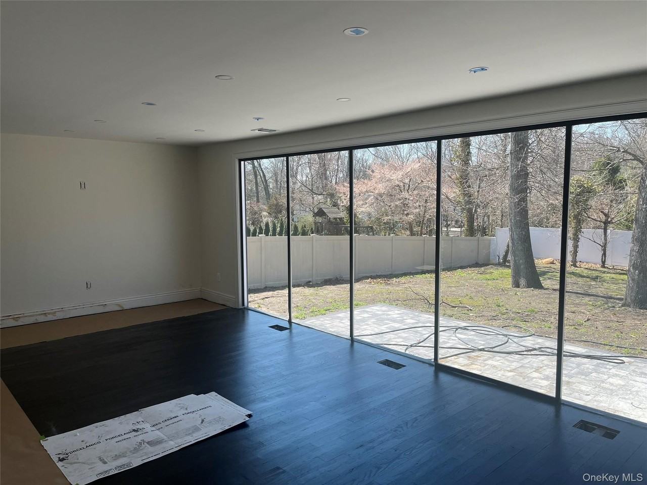 28 Mcculloch Dr - Photo 2 of 2