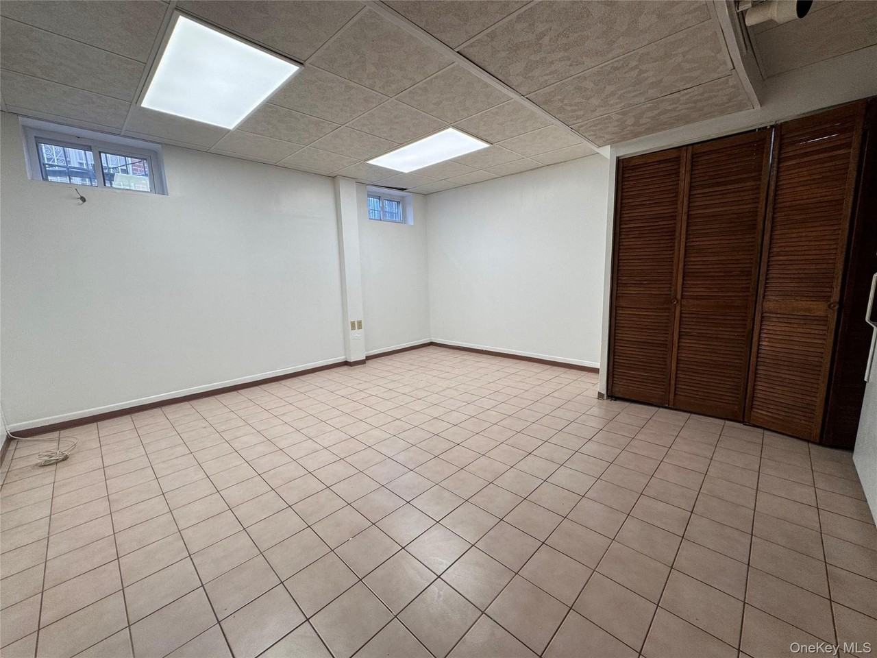 14749 28th Ave - Photo 6 of 15