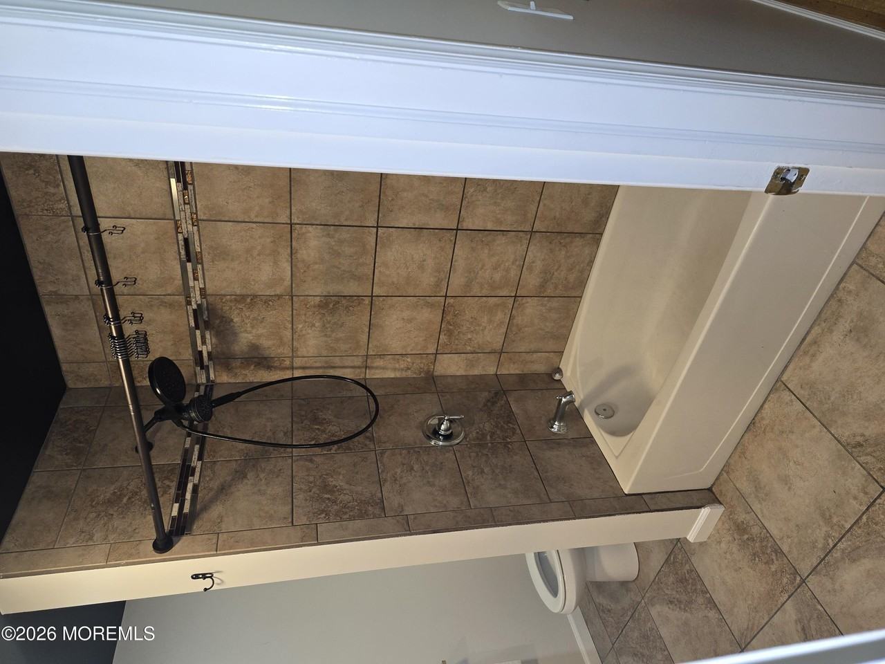 2008 Pine Meadow Ave - Photo 5 of 17