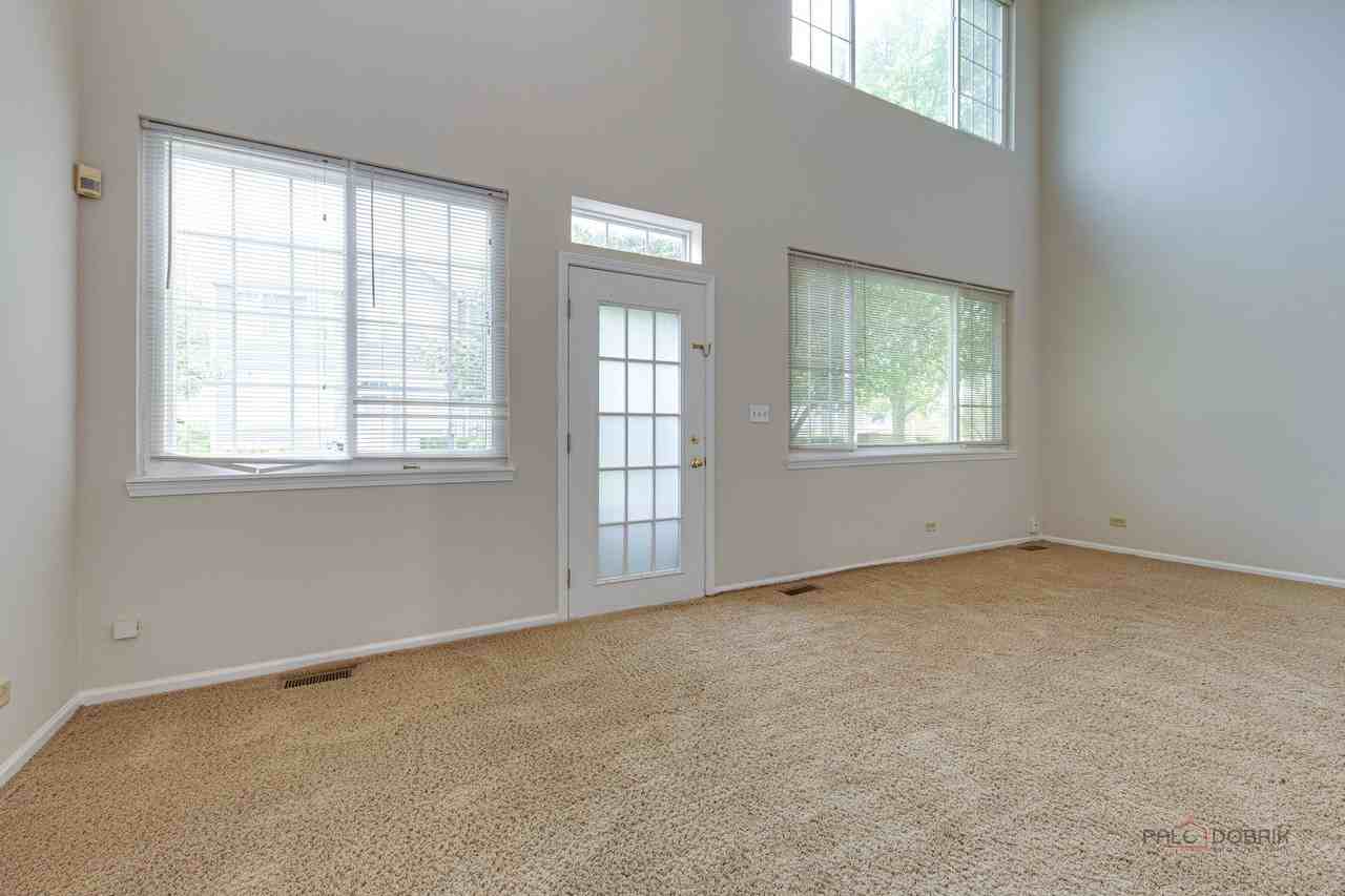 45 S Oakhurst Dr - Photo 6 of 26