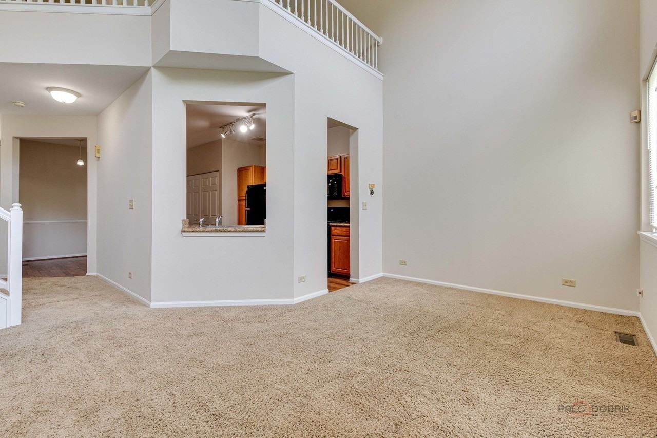 45 S Oakhurst Dr - Photo 7 of 26