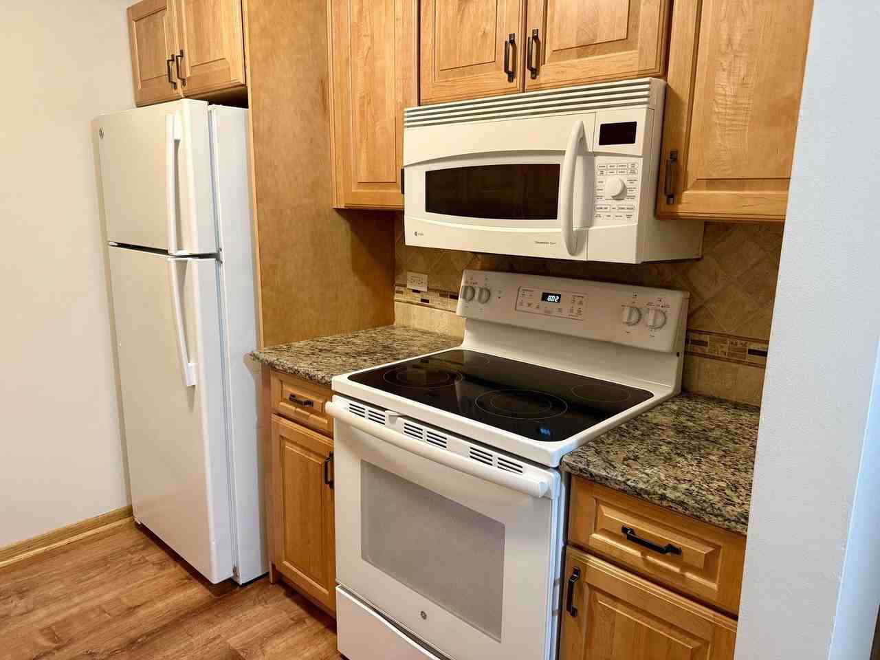 6156 Knoll Way Dr #36-103 - Photo 3 of 19