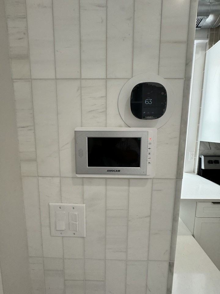 601 Green Bay Rd #204 - Photo 3 of 14