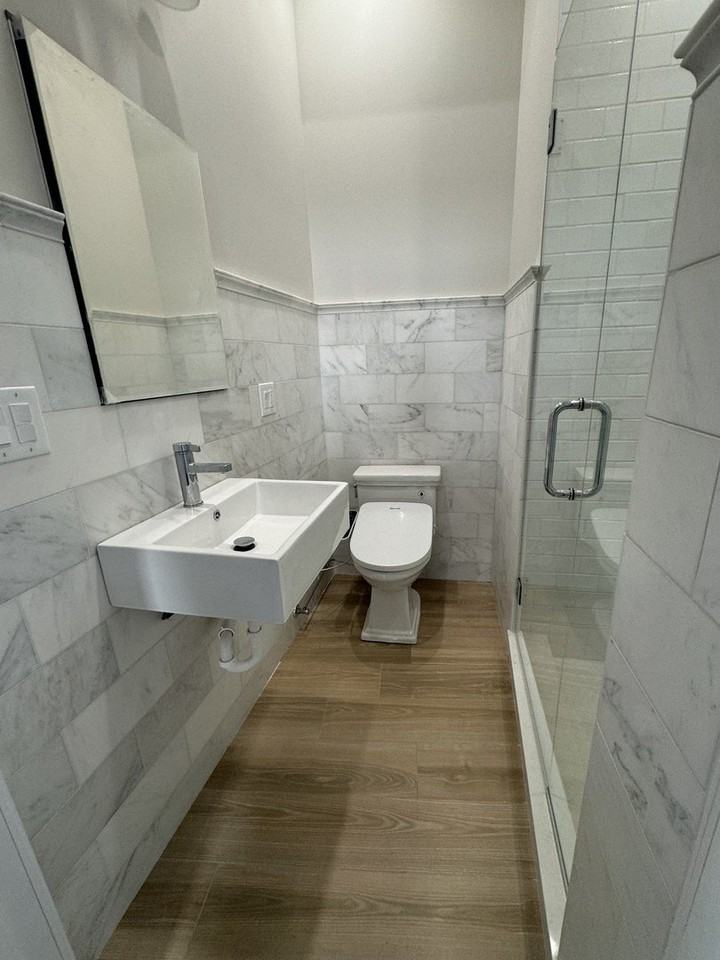 601 Green Bay Rd #204 - Photo 7 of 14