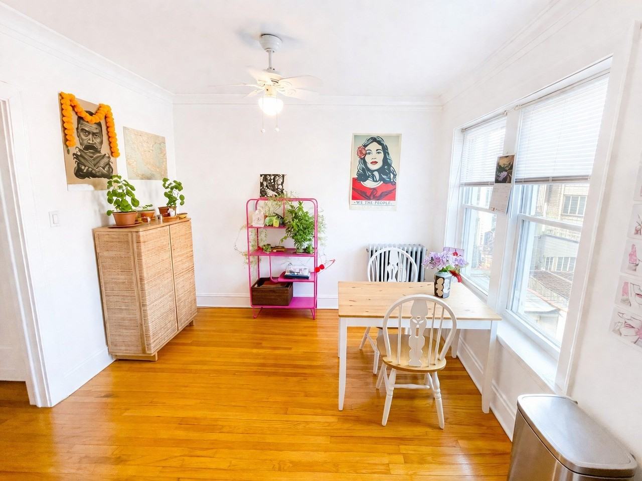 2044 W Farragut Ave #3N - Photo 2 of 12