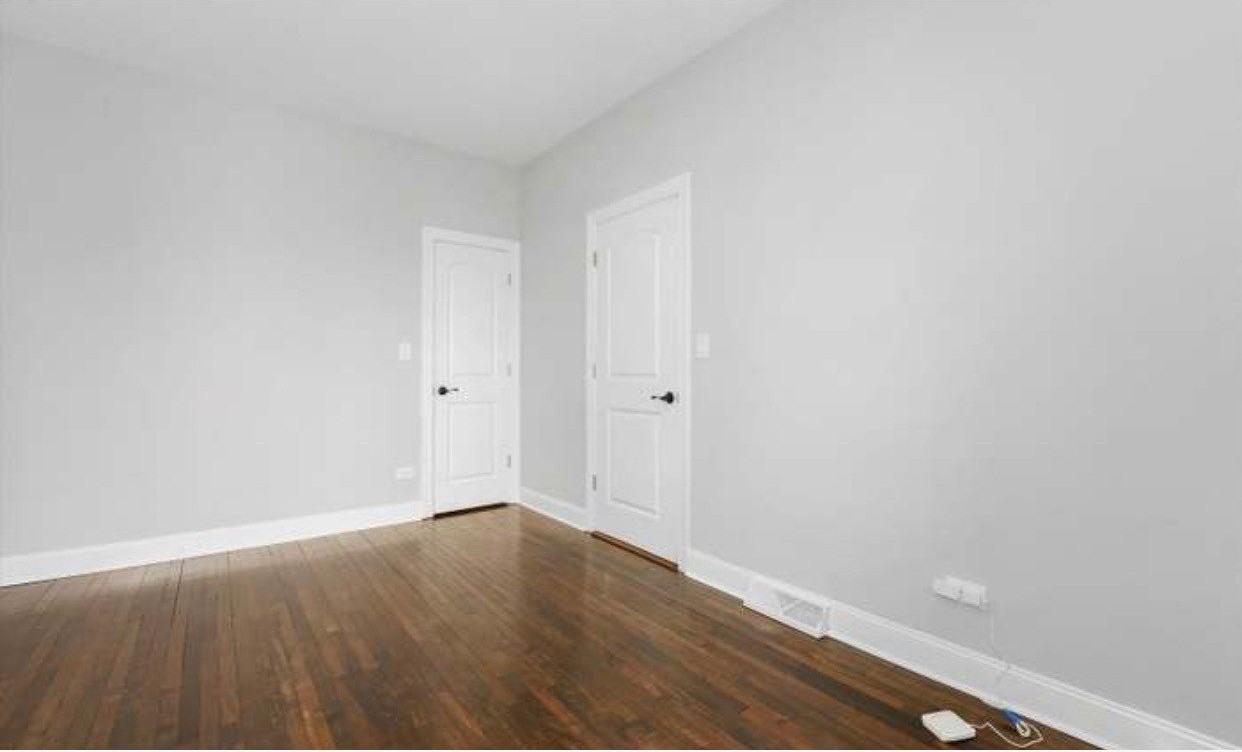 957 N Central Park Ave #2 - Photo 6 of 8