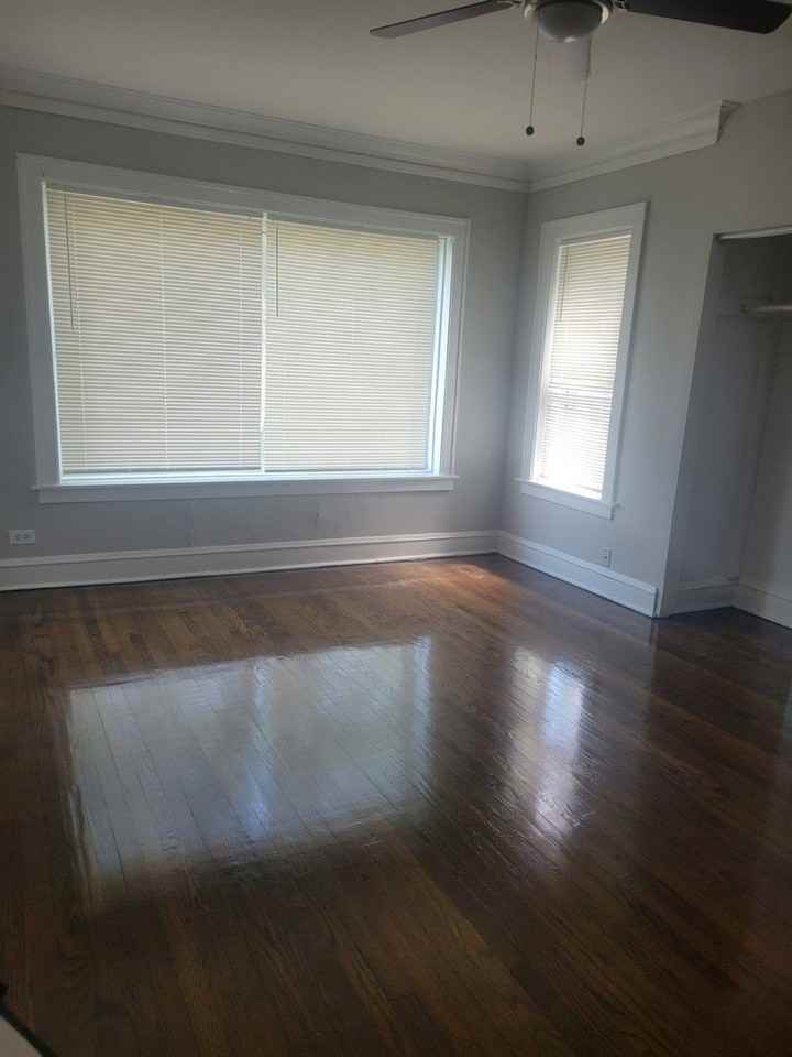 7918 S Essex Ave #1 - Photo 2 of 10