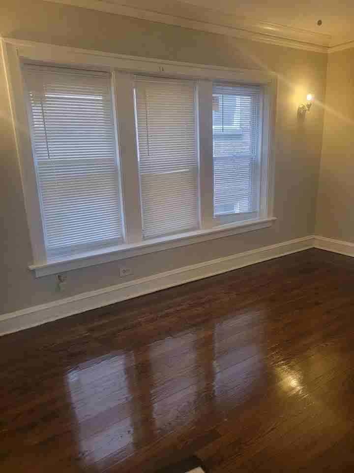 7918 S Essex Ave #1 - Photo 3 of 10