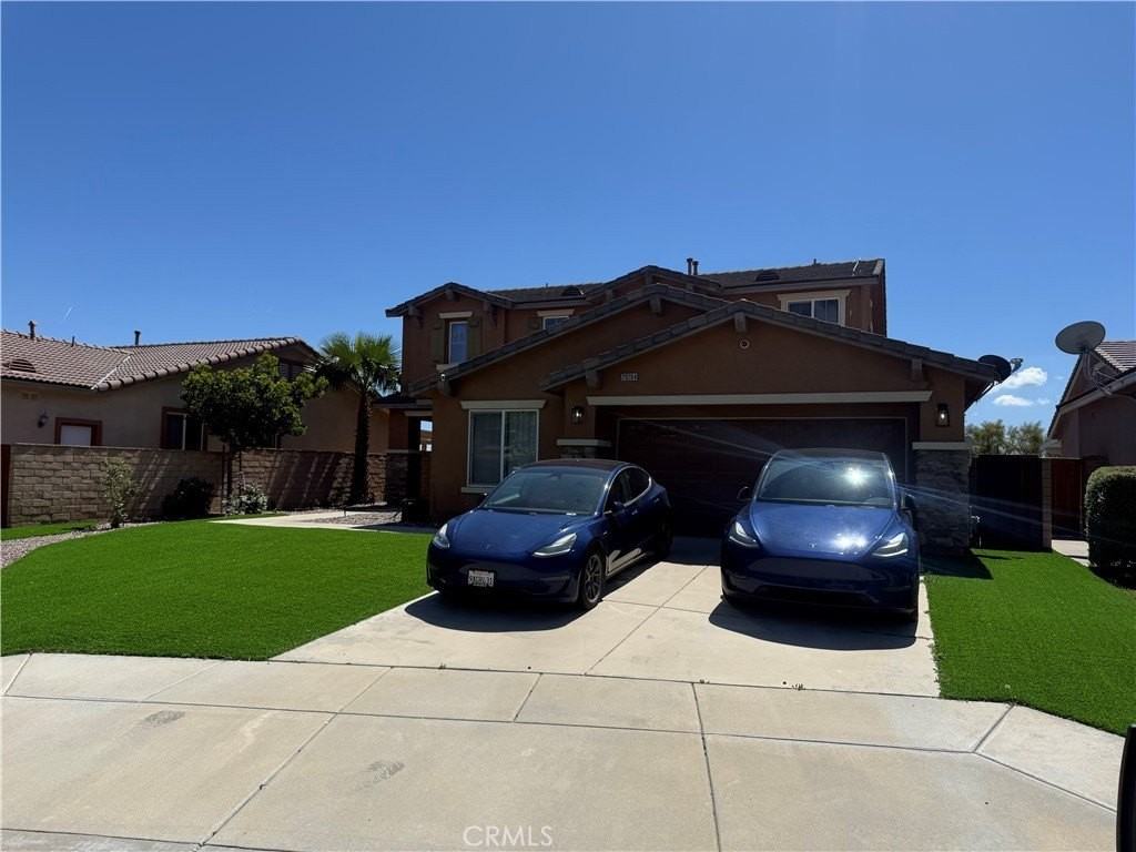 29204 Gateway Dr - Photo 2 of 36