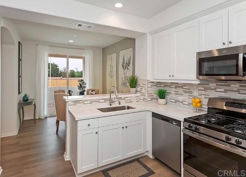 41983 Ornella St #601 - Photo 2 of 17