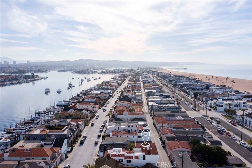 1319 W Bay Ave Unit B #B - Photo 4 of 50