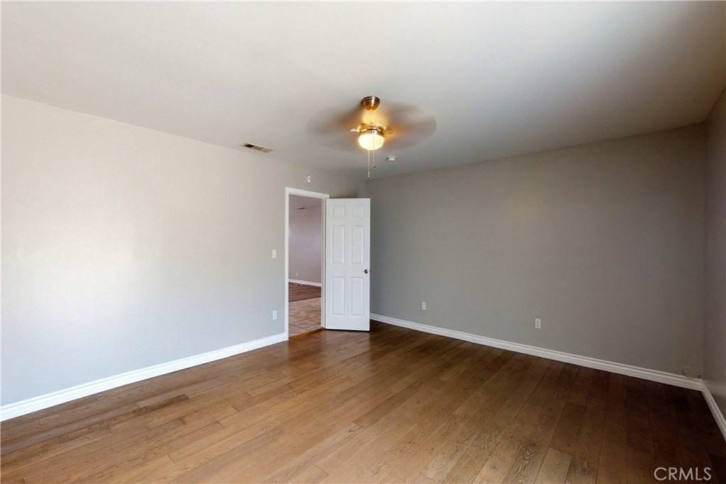 19947 Vanowen St - Photo 6 of 22