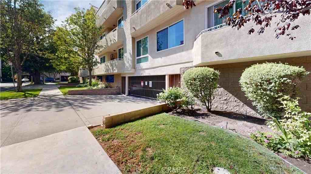 14569 Benefit St - Photo 2 of 20