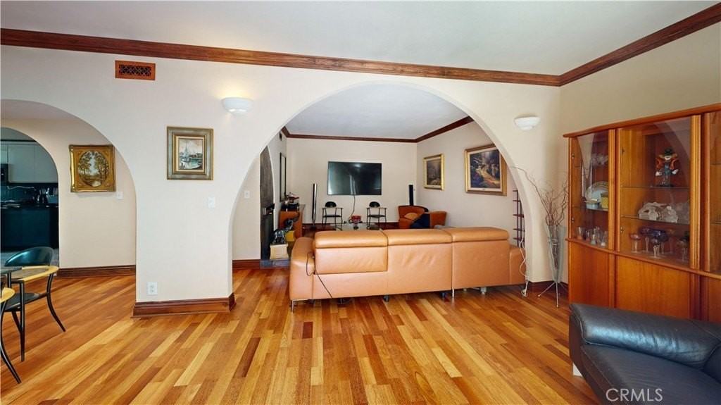 14569 Benefit St - Photo 7 of 20