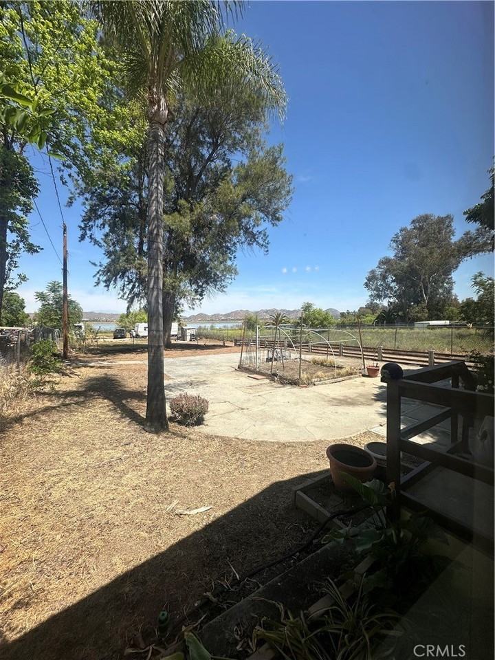 18060 Grand Ave - Photo 2 of 18