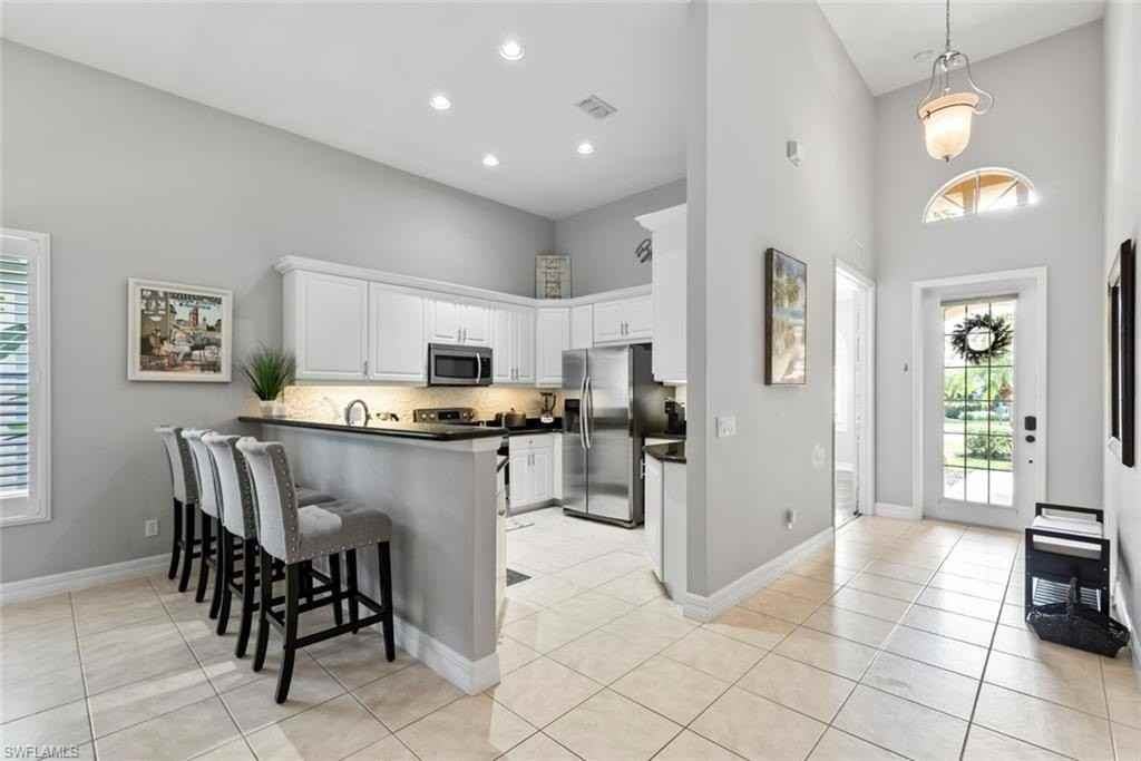 6051 Shallows Way - Photo 5 of 38