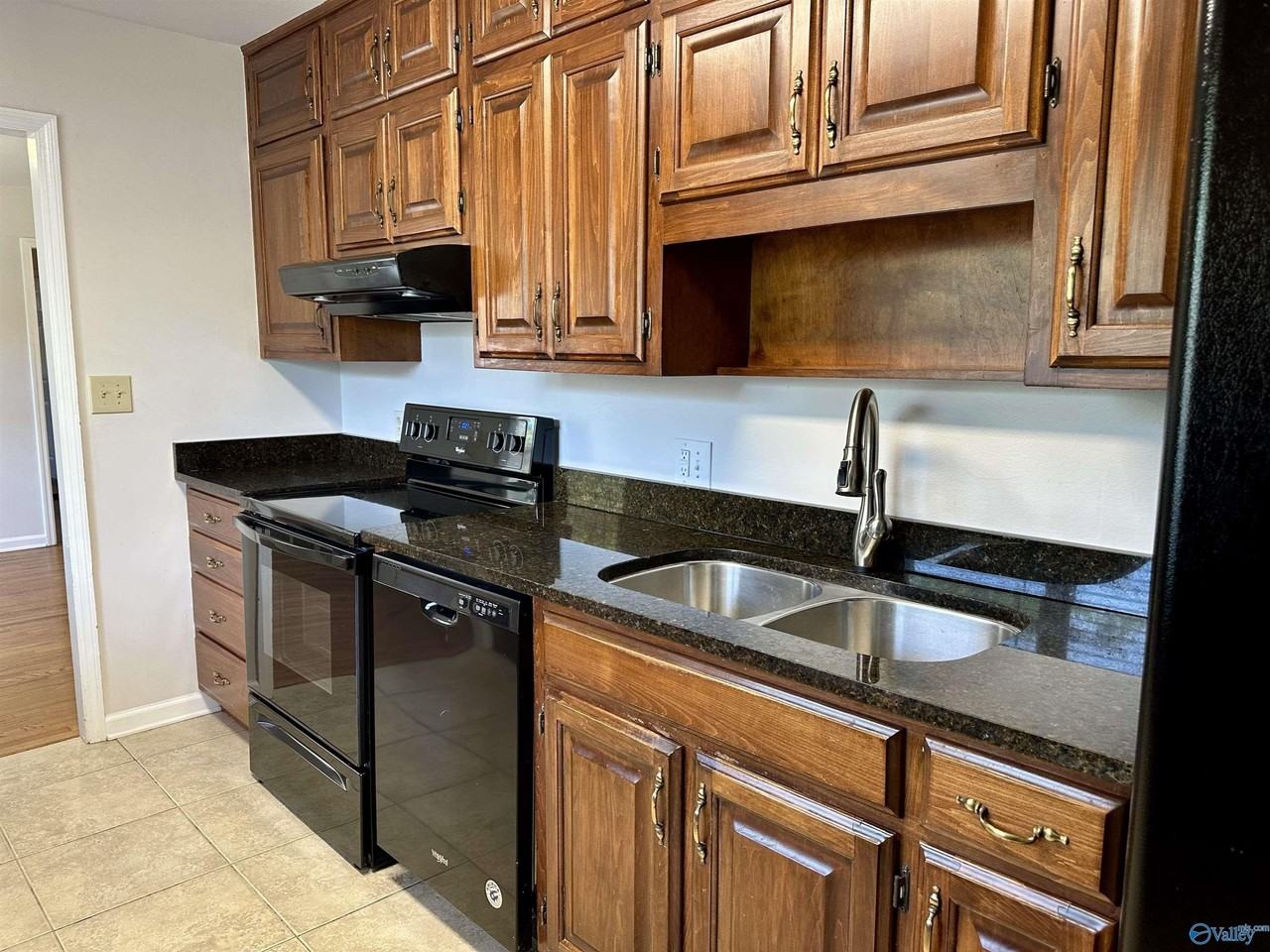 213 Wingate Ave Sw - Photo 6 of 20