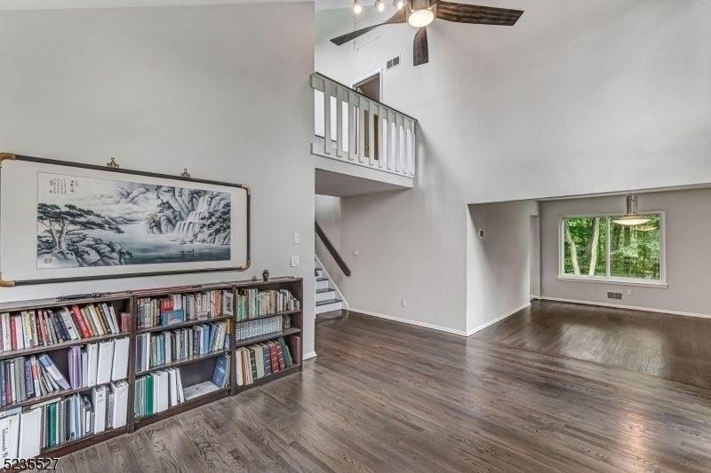 33 Highmount Ave - Photo 6 of 27