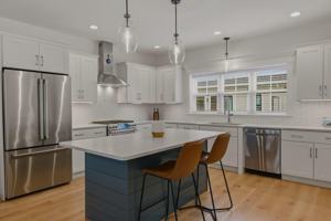 featured image of 50 Cate St #16