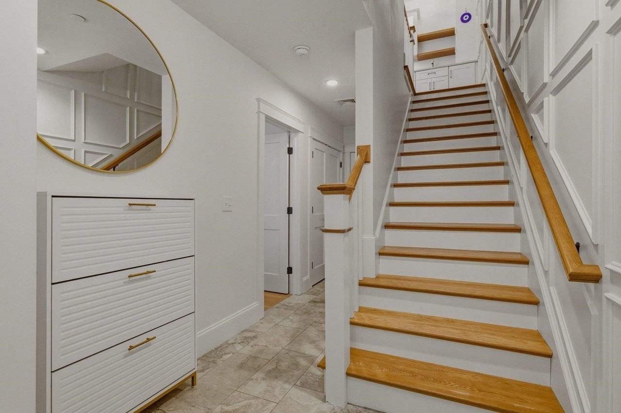 50 Cate St #16 - Photo 6 of 48