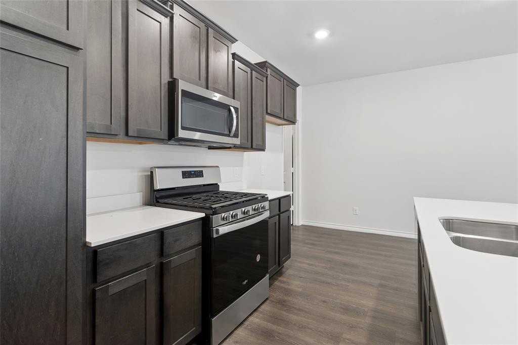 2041 Juniper Pass Way - Photo 5 of 16