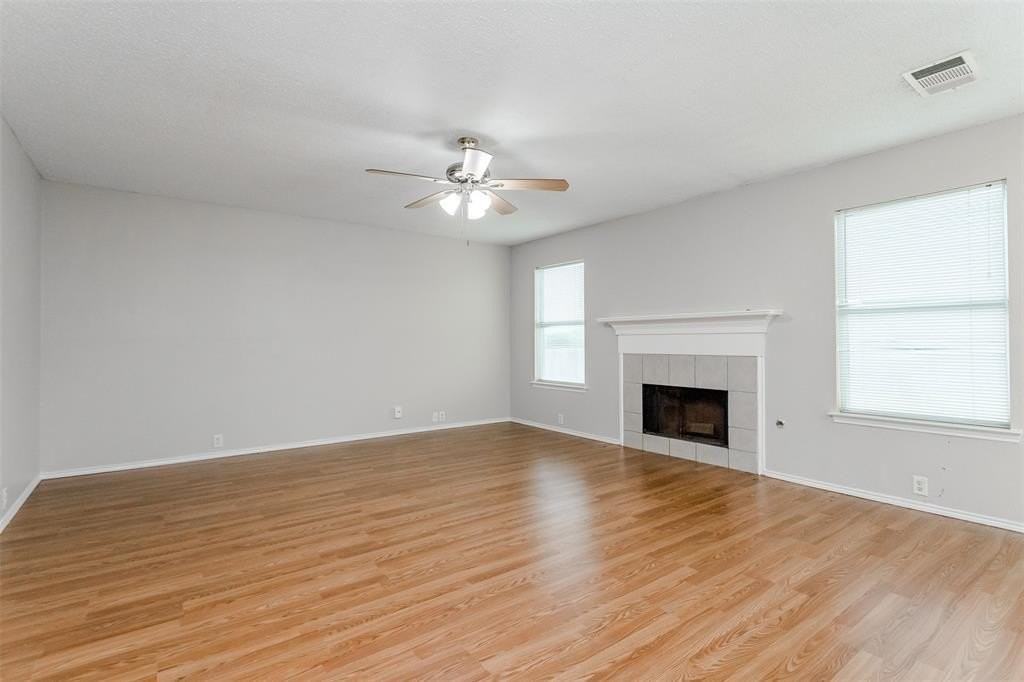 1308 Dundee Dr - Photo 6 of 35
