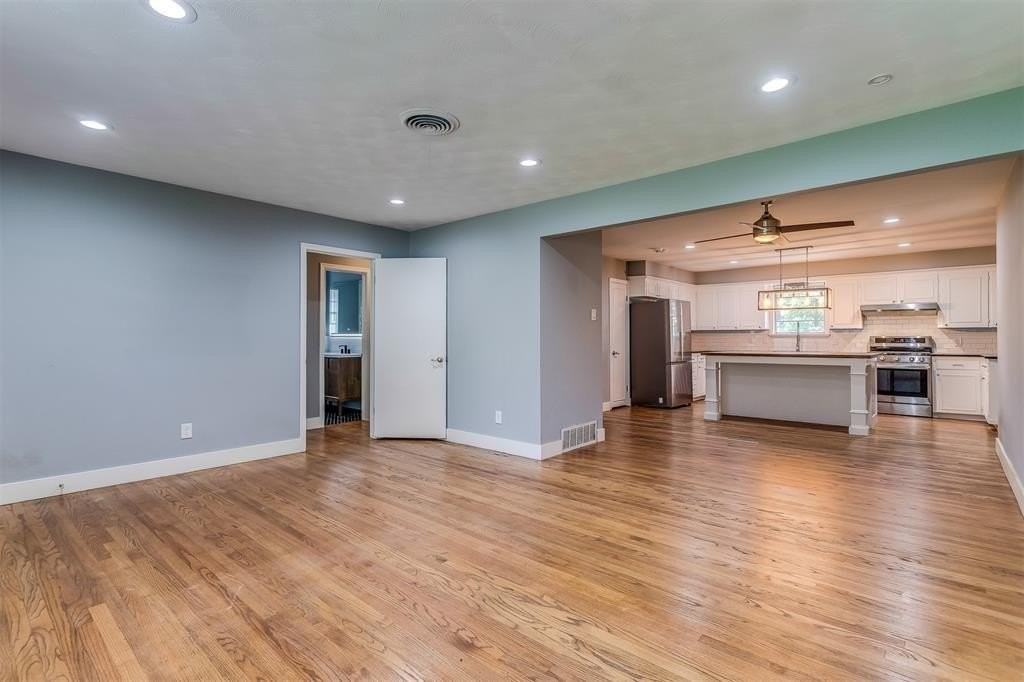 2540 El Cerrito Dr - Photo 2 of 36