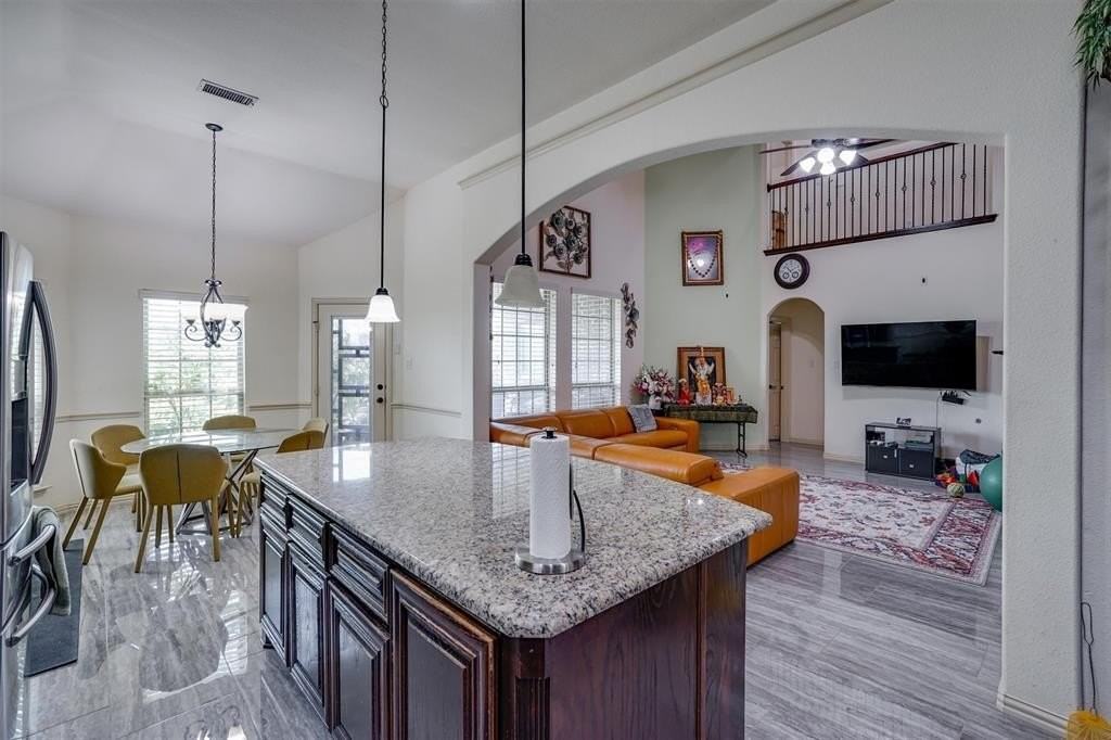 13704 Blueberry Hill Dr - Photo 6 of 30