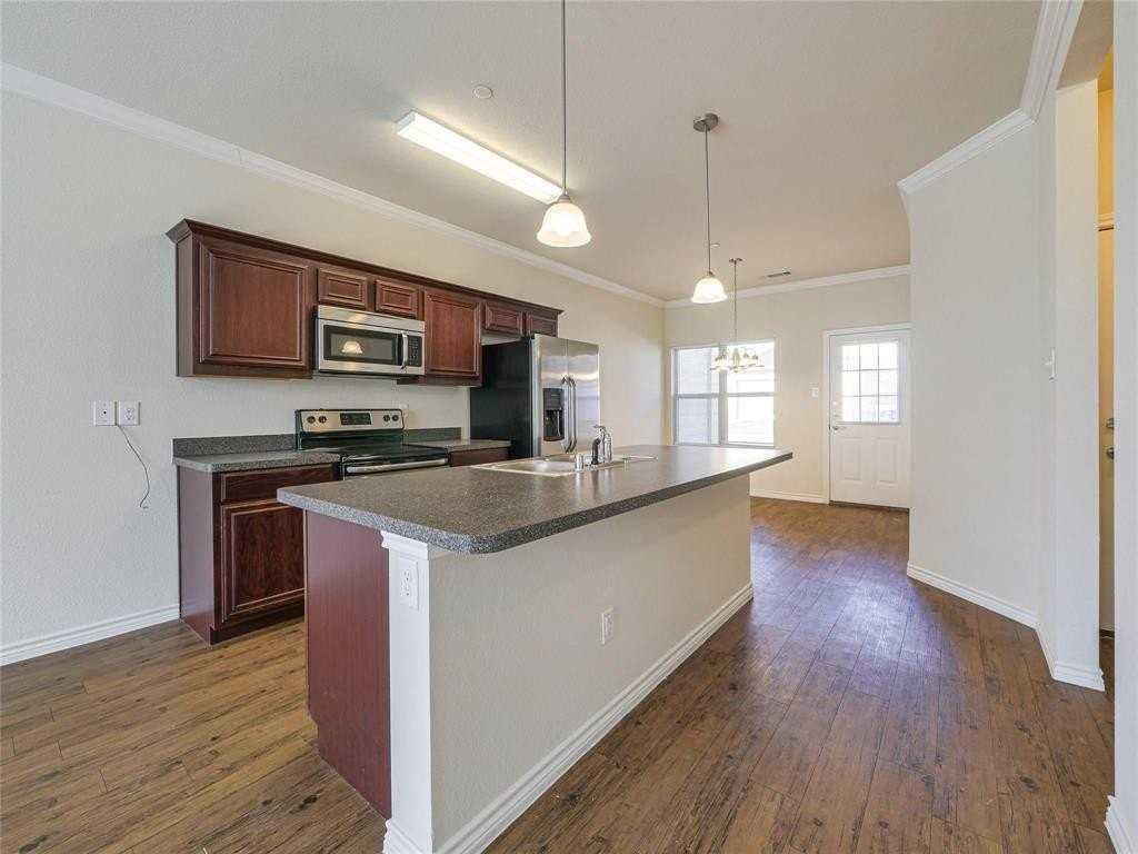 5421 Dolores Pl - Photo 6 of 27