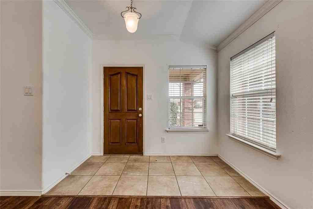 6029 Kristen Dr - Photo 4 of 18