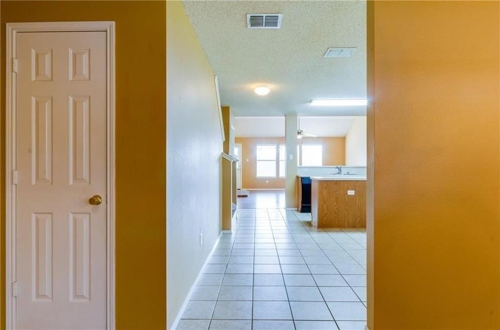 413 Ashland Dr - Photo 3 of 24