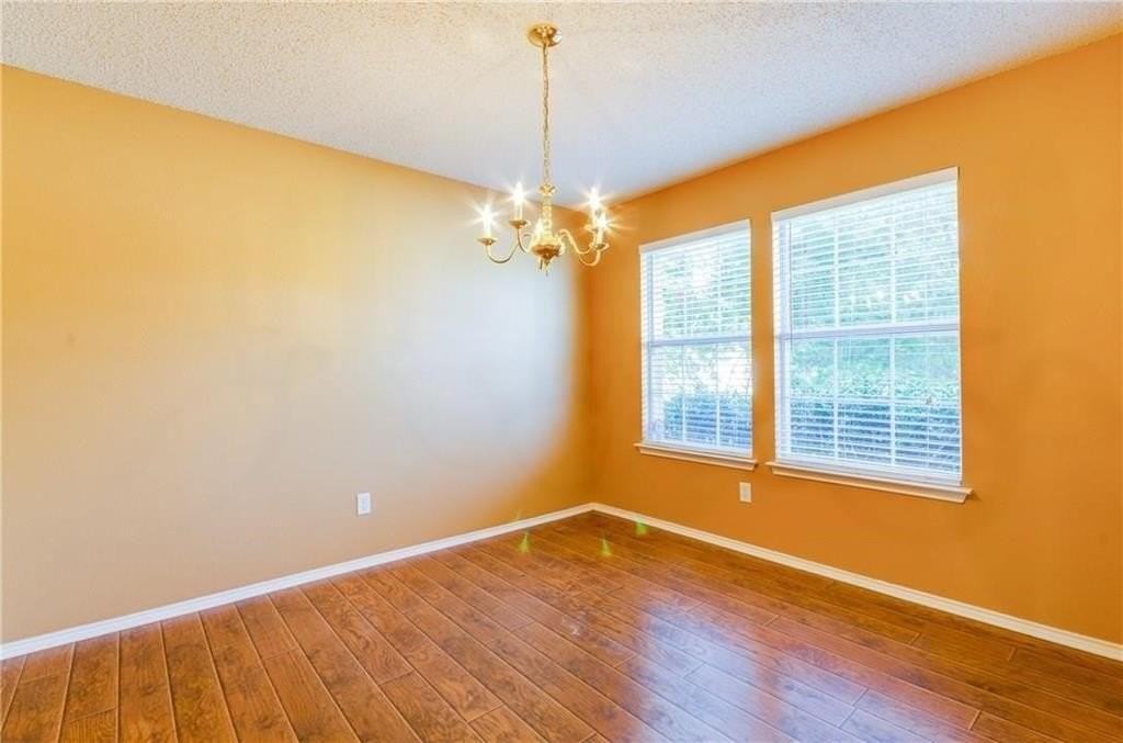 413 Ashland Dr - Photo 4 of 24