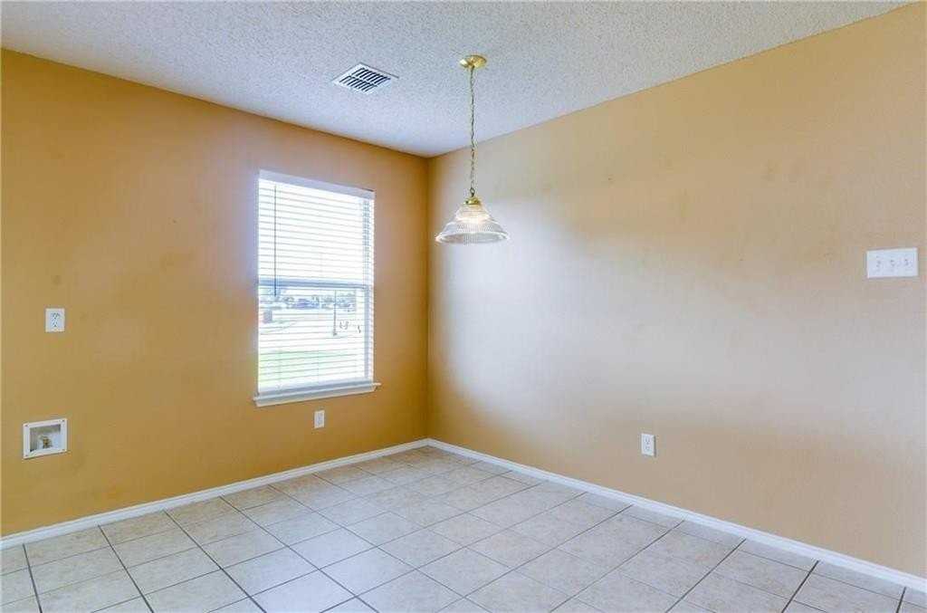 413 Ashland Dr - Photo 5 of 24