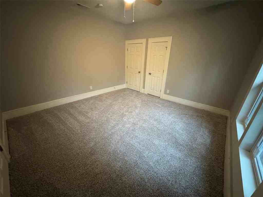 3714 Meyers St - Photo 5 of 12