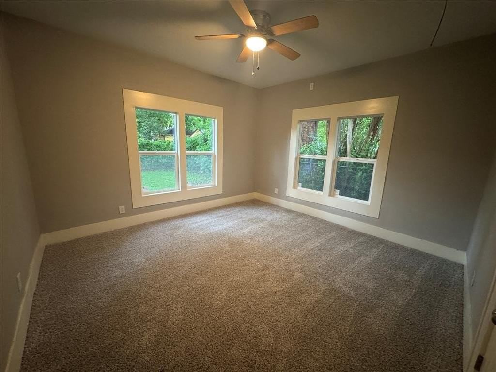 3714 Meyers St - Photo 7 of 12