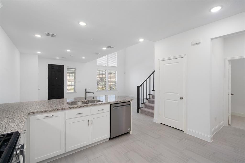 7307 Sideoats Gama St - Photo 4 of 23