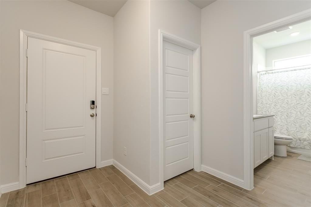 960 Traction Trl - Photo 2 of 27