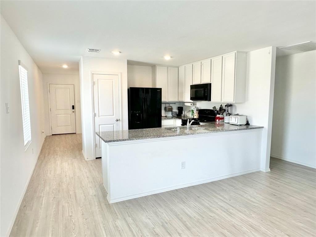 4152 Silverstein St - Photo 7 of 15