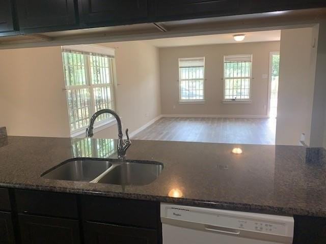 3226 Navaro St - Photo 6 of 18