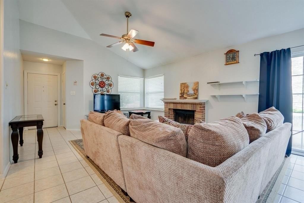 625 Prairie Dell St - Photo 3 of 9