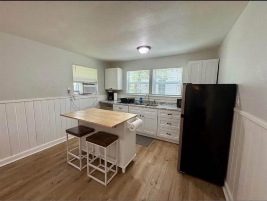 1210 Hogan Ln - Photo 5 of 14