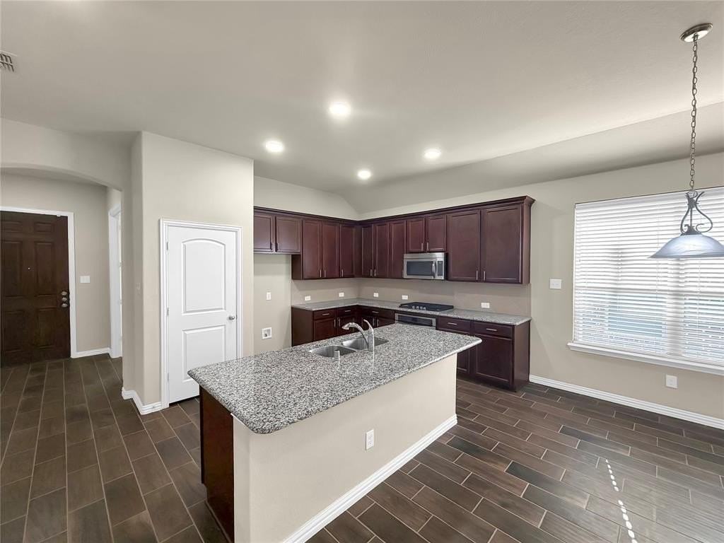 11512 Skylor Ave - Photo 5 of 13