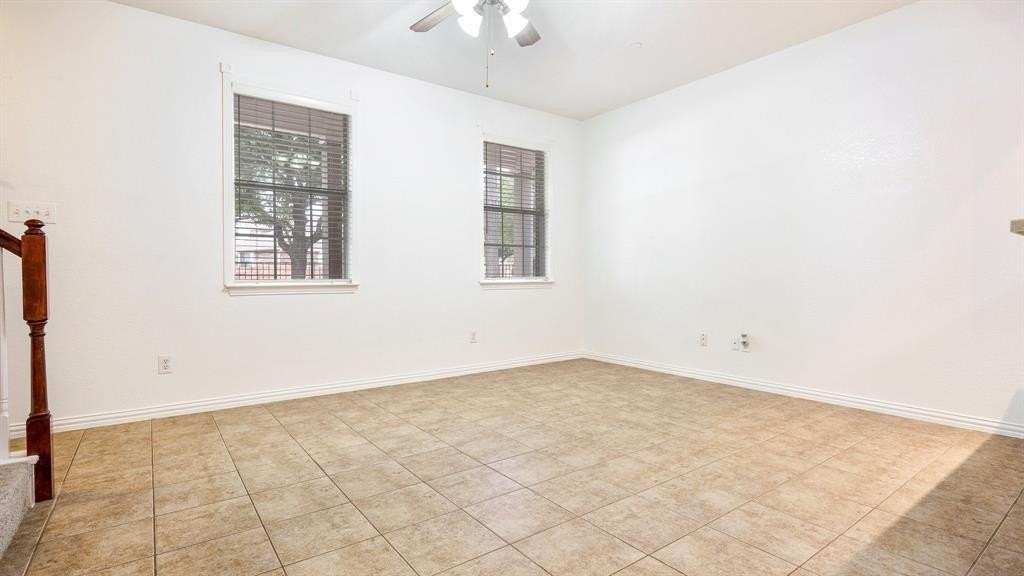 3206 Bedford Rd - Photo 5 of 26