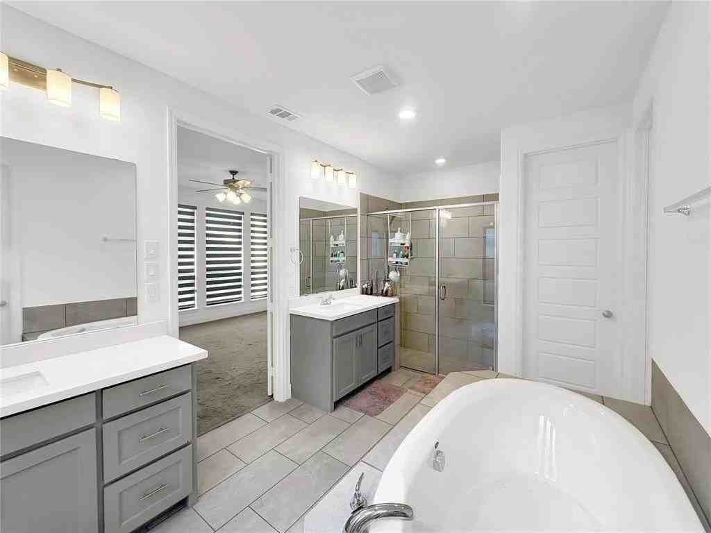 2300 Macy Way - Photo 7 of 12