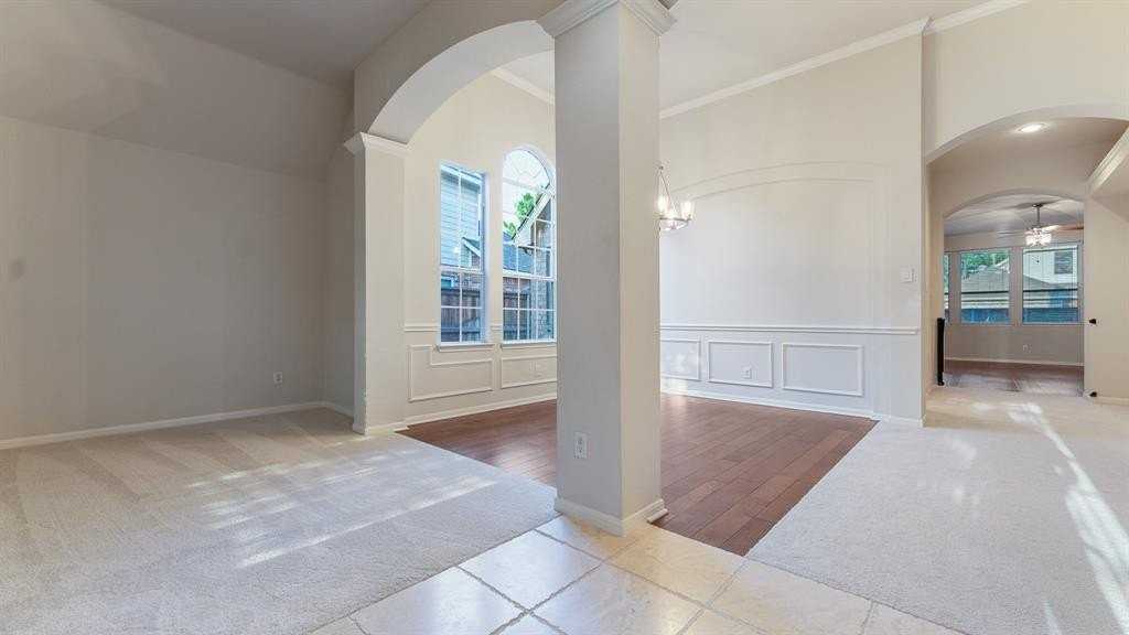 6412 Stewart Blvd - Photo 3 of 20