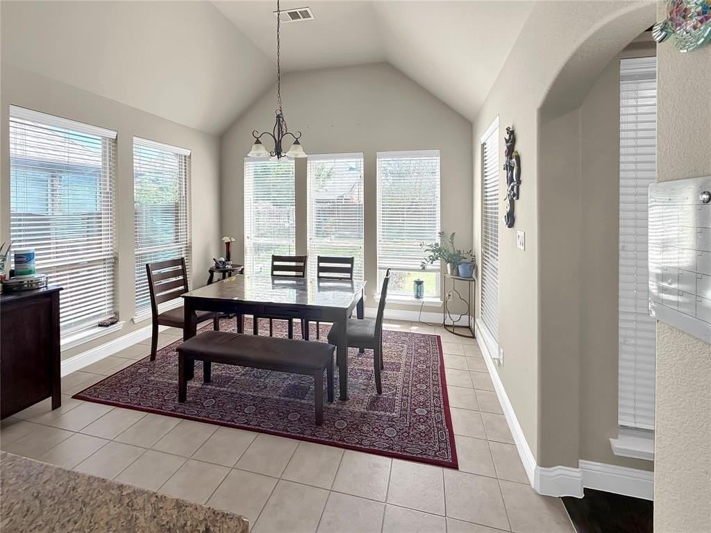 5509 Dimebox Dr - Photo 5 of 20