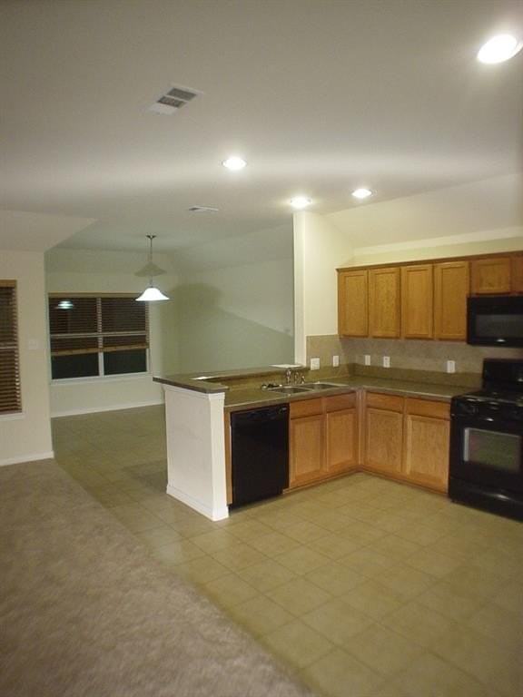 209 Bird Creek Dr - Photo 5 of 39