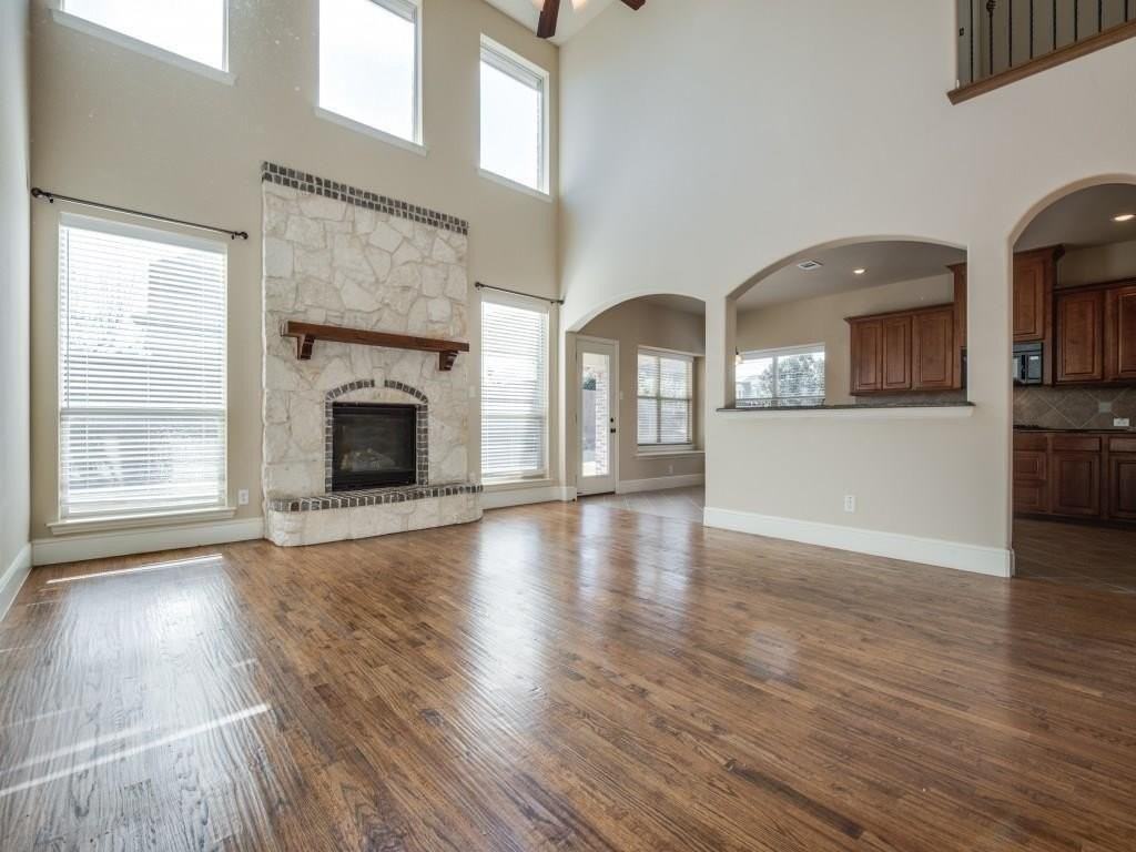 1640 Greenwood Ct - Photo 7 of 15