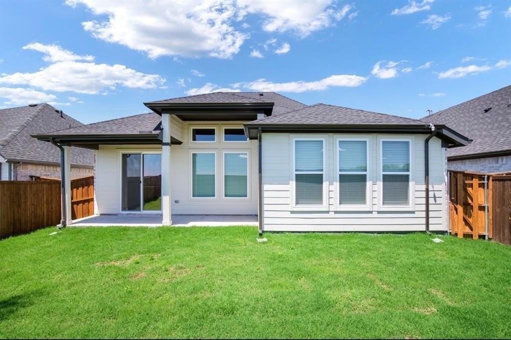 2304 Spring Side Dr - Photo 2 of 9