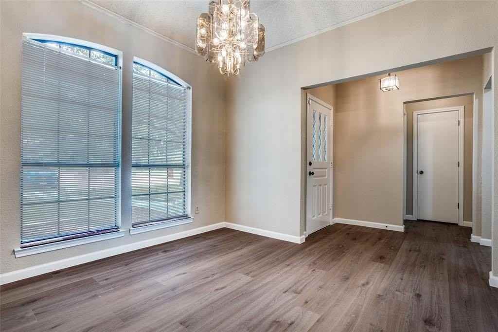 2608 Schooner Dr - Photo 5 of 25